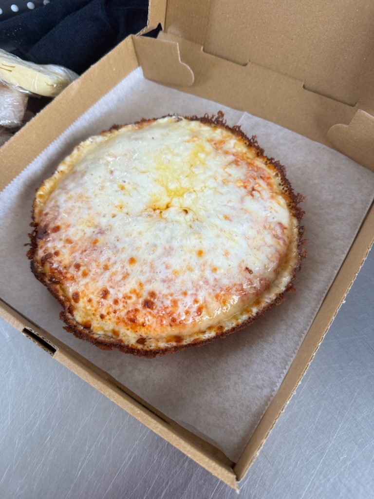 Pizza recién salida del horno